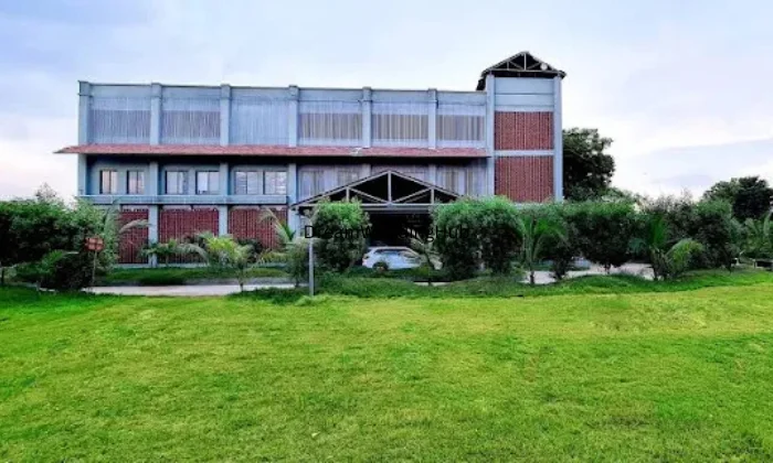 Mahi WaterGate Resort